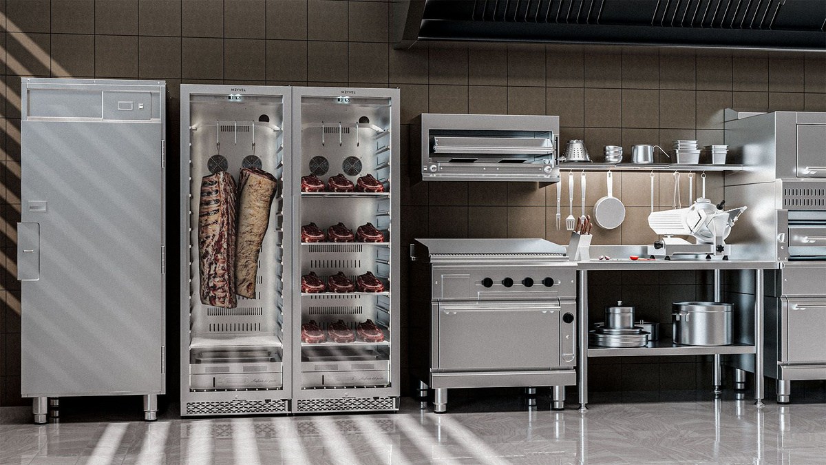 Холодильные шкафы для HoReCa и ритейла: как сделать правильный выбор и не потерять деньги